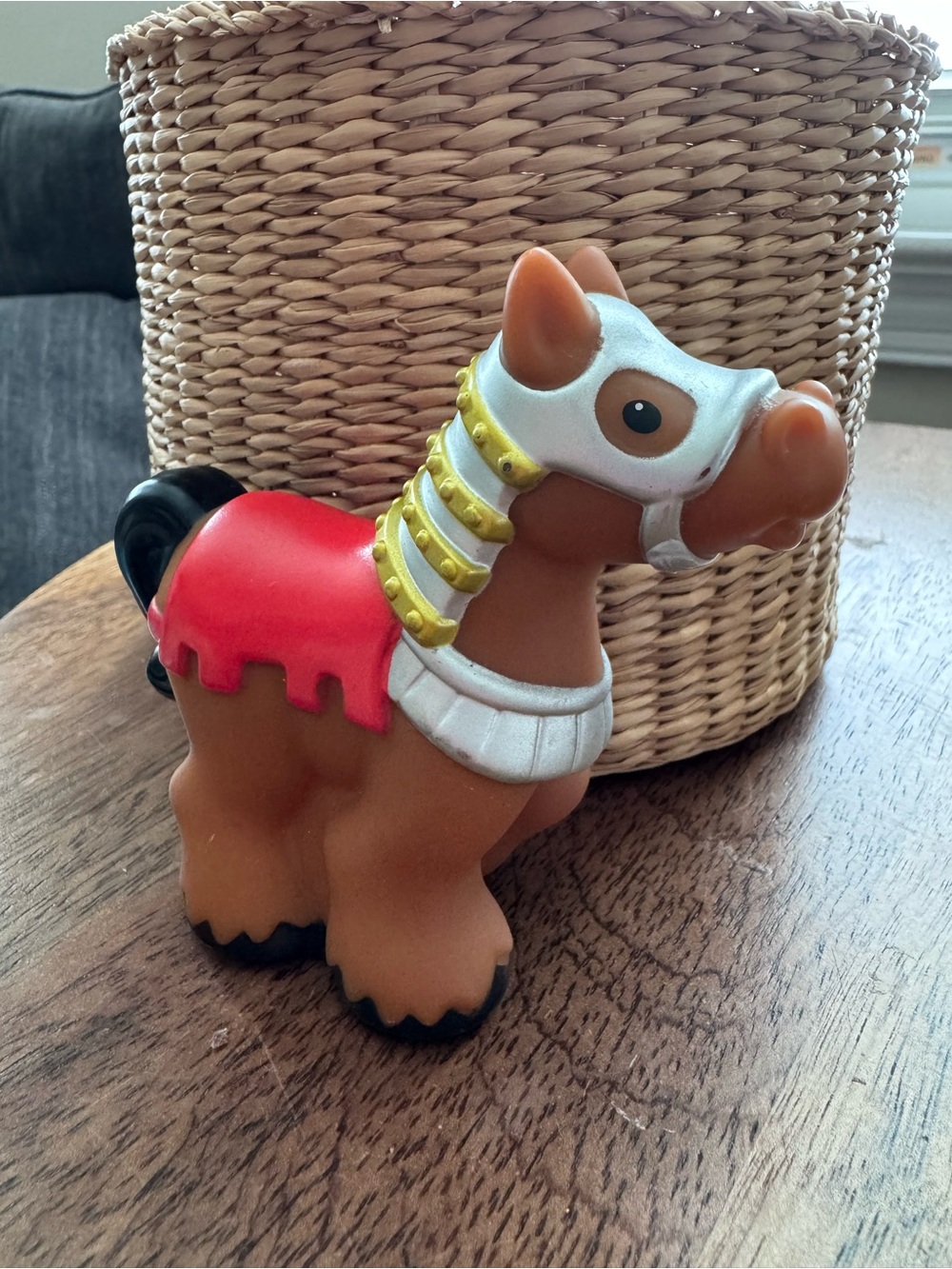 Rare Fisher Price Little People Mighty King’s Horse For Boulder Launcher